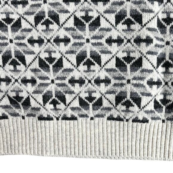 Lands' End 100% lambs wool pullover sweater size L gray tones Fair Isles style - Picture 7 of 7